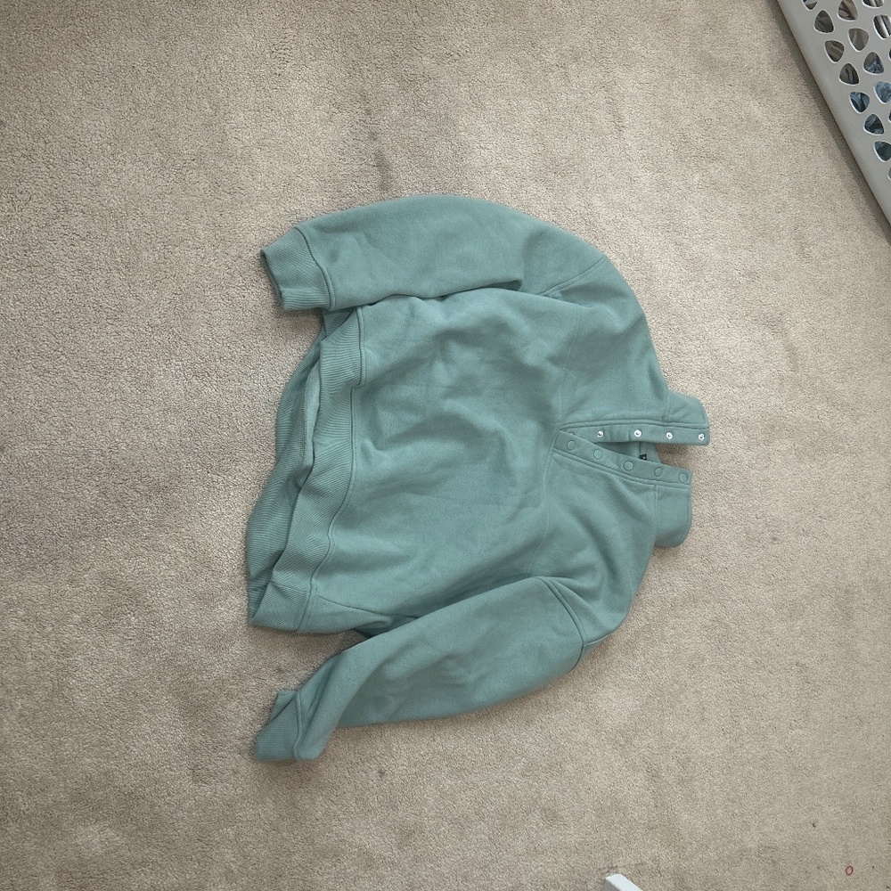 Mens top
